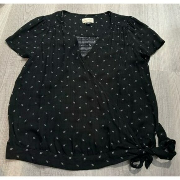 Universal Thread Womens Black Wrap Top With Tie Detail Size M - Picture 4 of 12